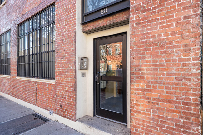 Building Entrance - 233 Franklin St
