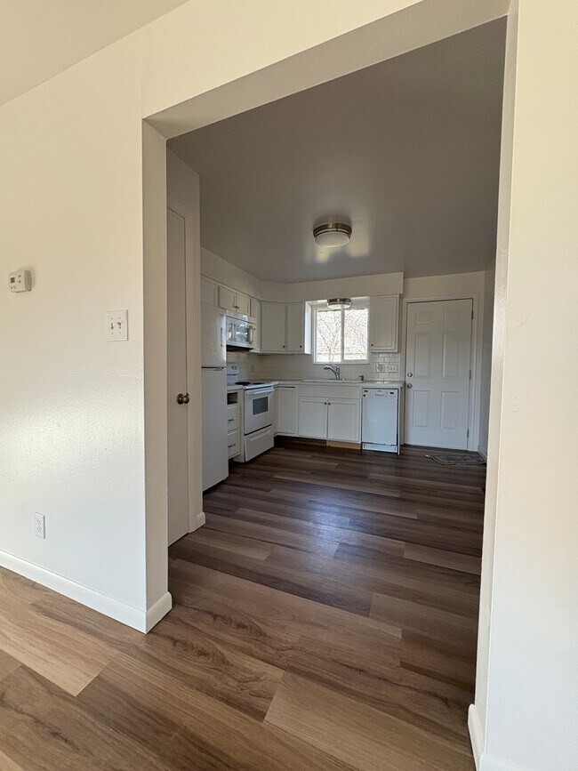 Foto del edificio - 983-985 S 600 W