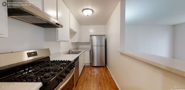 Interior Photo - 14228 Dickens St