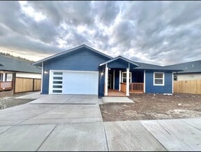 Building Photo - 1164 W Ridge Dr