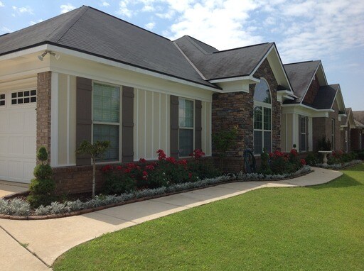 Foto principal - 7990 Ivy Park Dr