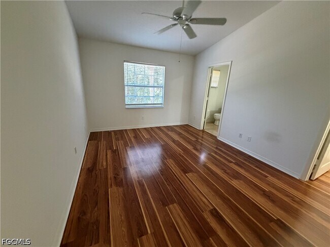 Foto del edificio - 8541 Athena Ct