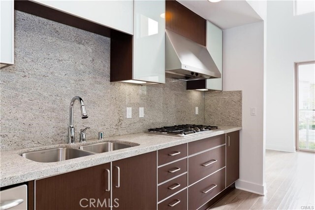 Building Photo - 15 Delancy