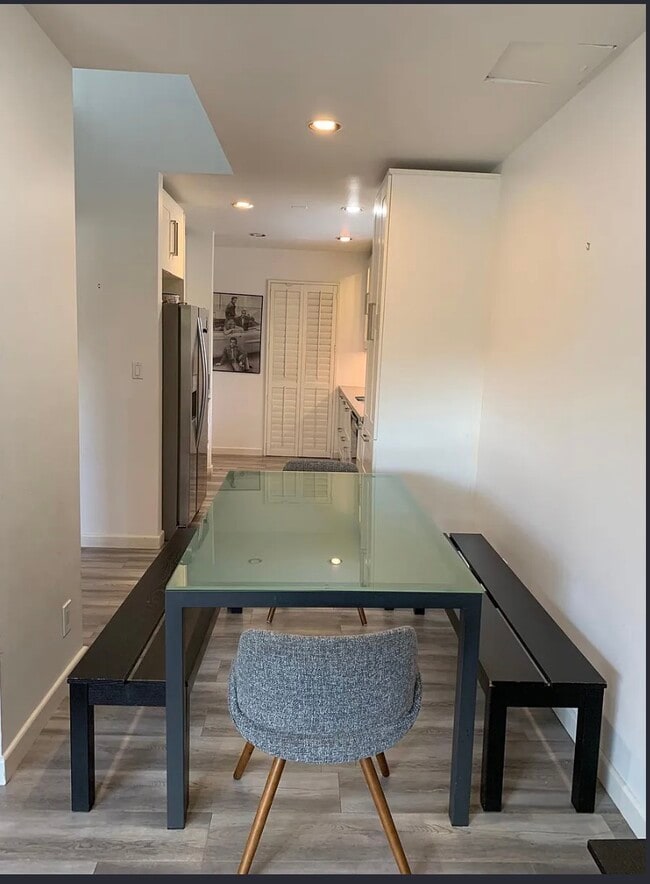 Foto del edificio - 4807 Beck Ave