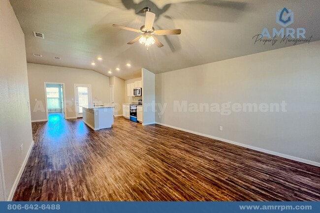 Building Photo - 3 Bedroom In Greenwood ISD!