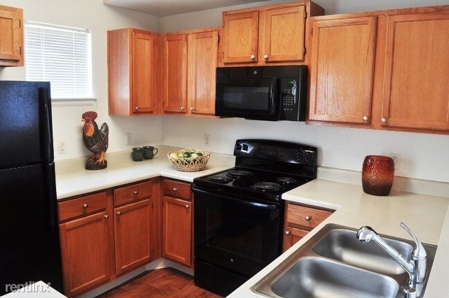 Foto del edificio - 4774 Argonne St