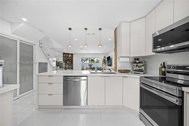 Foto del edificio - 10372 NW 3rd St