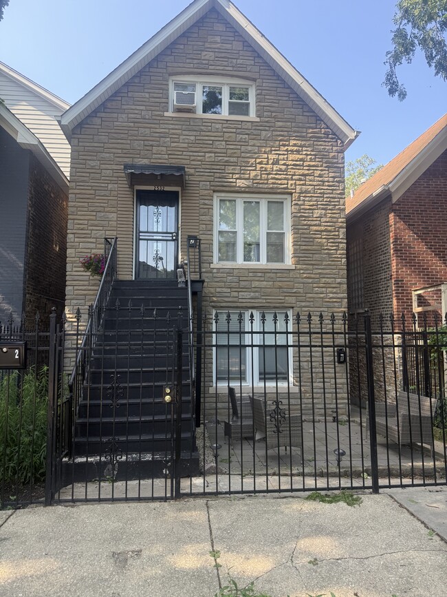 Building Photo - 2532 W Haddon Ave
