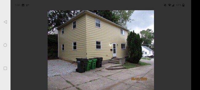 Building Photo - 400 E Lake Ave