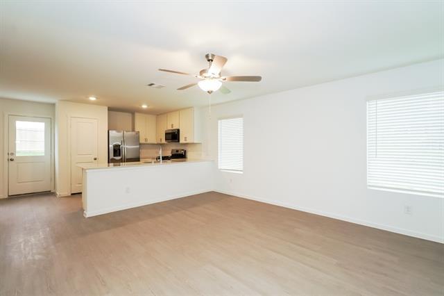 Foto del edificio - 2636 Mistwood Dr