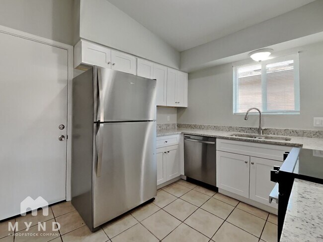 Foto del edificio - 11169 N 82nd Ln