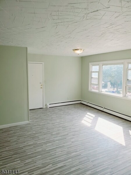 Foto del edificio - 54 Brookdale Ave