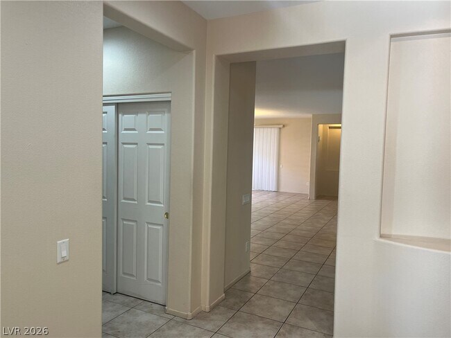 Foto del edificio - 10922 Moonbeam Glow Ln