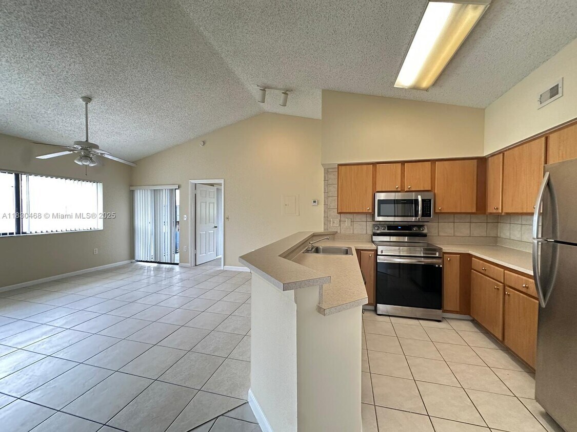 Primary Photo - 2445 SW 18th Terrace