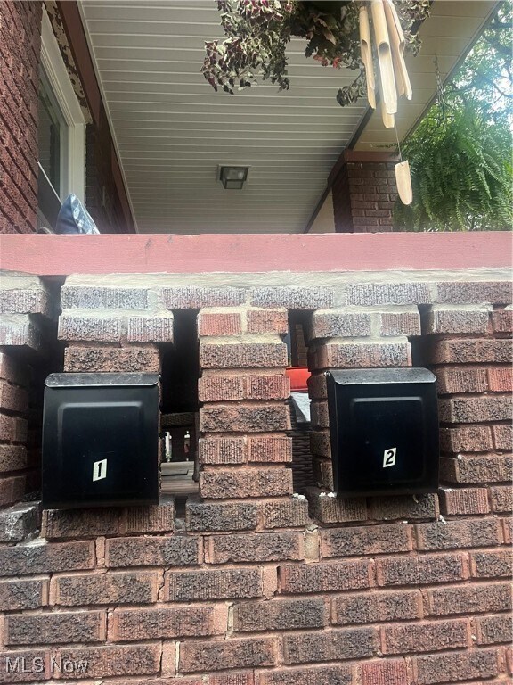 Building Photo - 2053 Halstead Ave