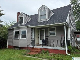 Building Photo - 4163 Fairmont St