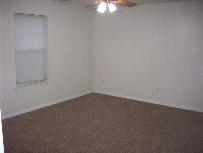 Foto del edificio - 3BR/2BA Home in Ozark!