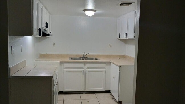 Foto del edificio - 2648 N 43rd Ave