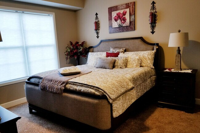 Foto del edificio - Hardwood Manor - Senior 55+