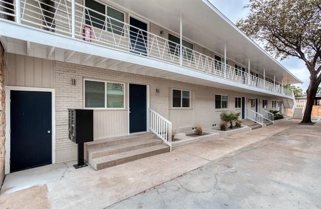 Building Photo - 5014 San Jacinto St