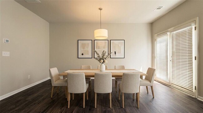 Foto del edificio - 3083 Cedar Glade Ln NE