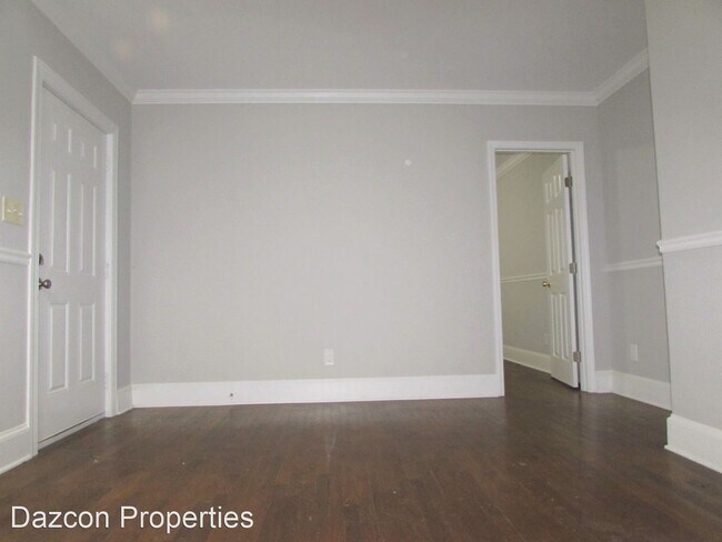 Foto del edificio - 3 br, 1 bath House - 350 Brevard Street