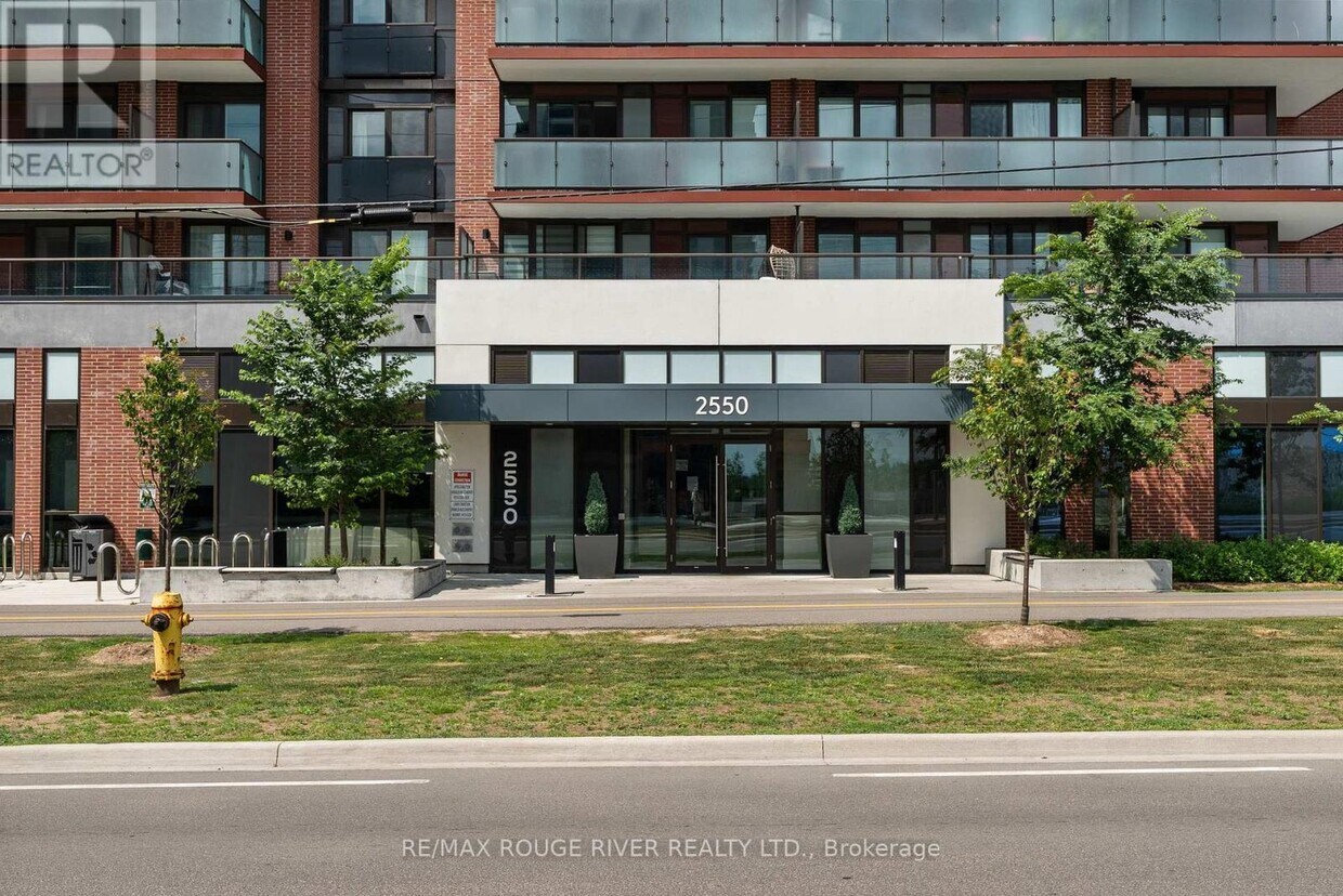 Primary Photo - 2550-2550 Simcoe St N