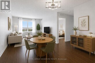 Building Photo - 60 Heintzman St