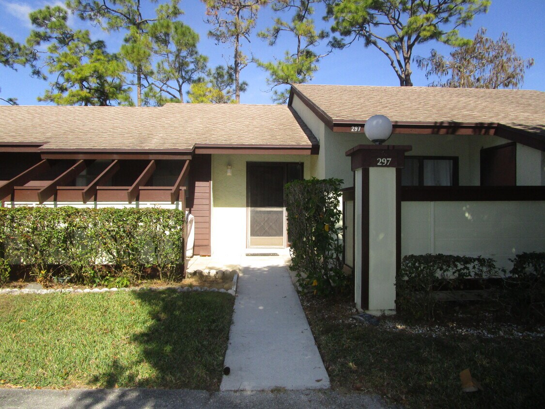 Foto principal - 297 Cactus Hill Ct