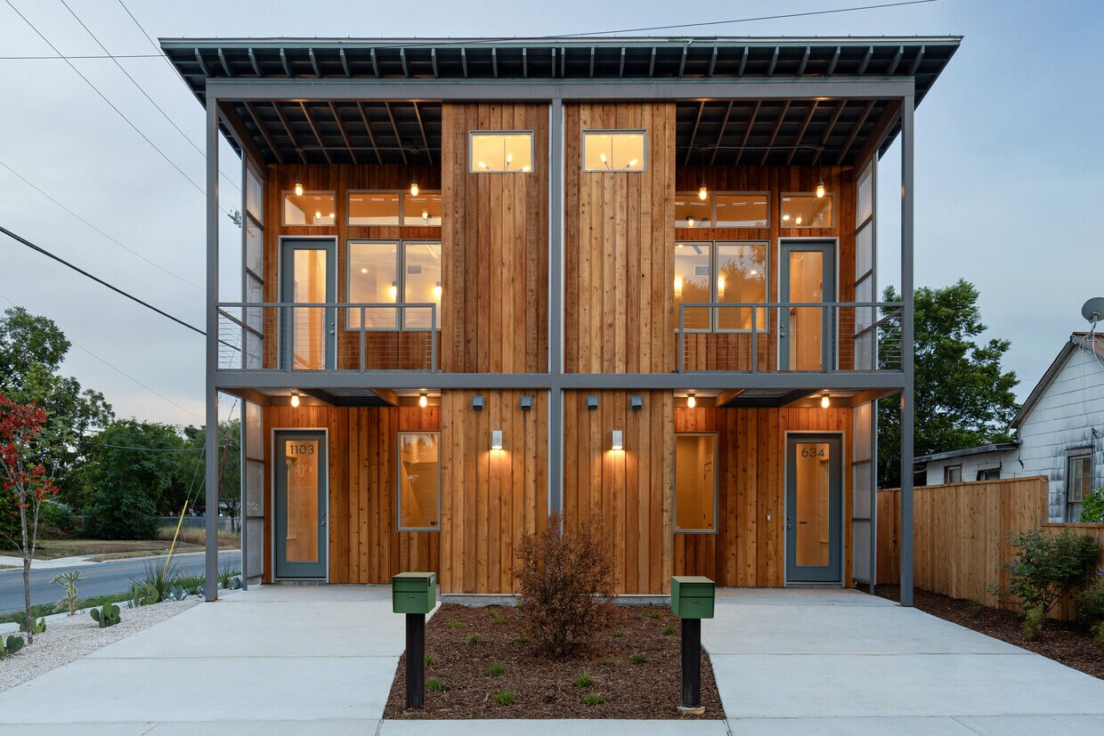 Foto principal - 626 Delaware St