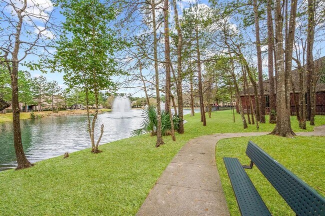 Foto del edificio - 31114 Lakeview Bend Ln
