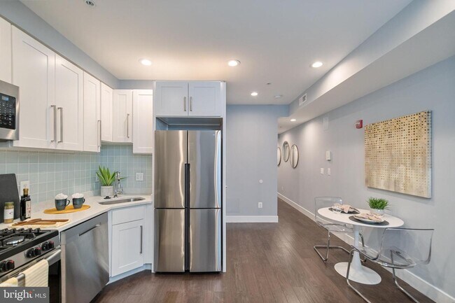 Foto del edificio - 1038 Bladensburg Rd NE
