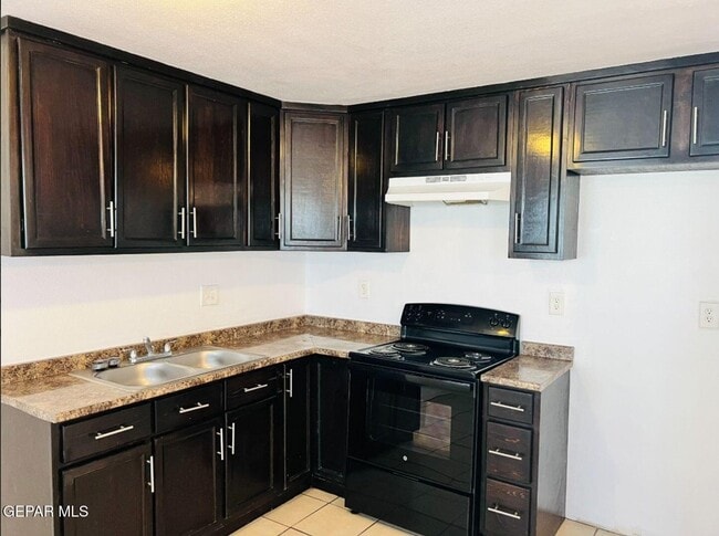 Foto del edificio - 14831 Allemands Ave