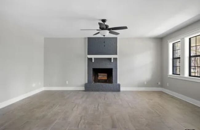 Building Photo - 10530 County Rd 1265