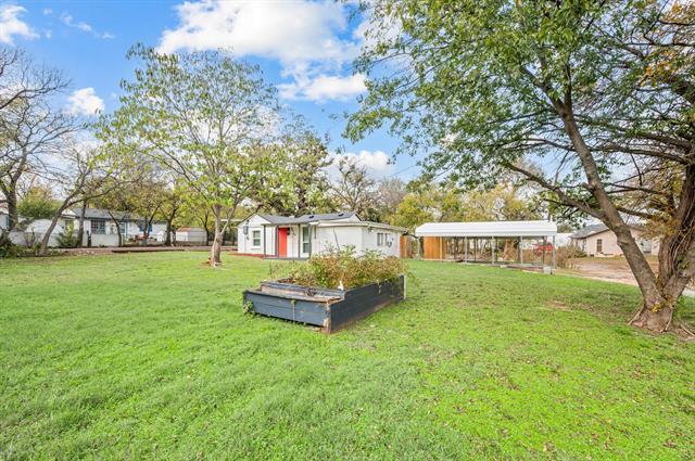 Foto del edificio - 705 Moseley St