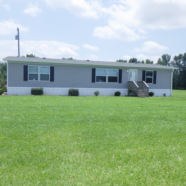 Building Photo - 925 Bakers Chapel Rd