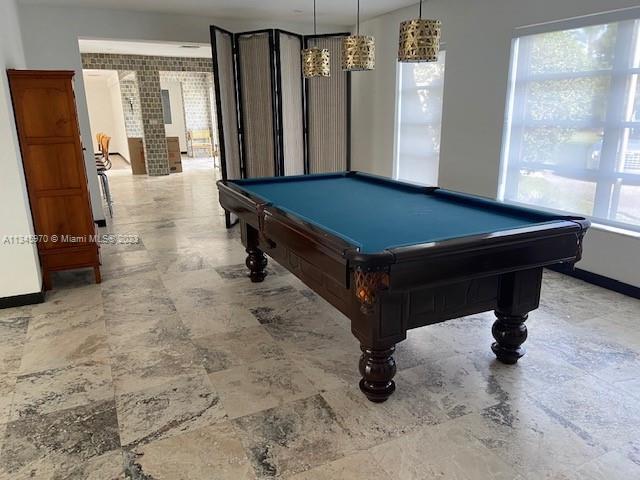 Foto del edificio - 9940 SW 58th St