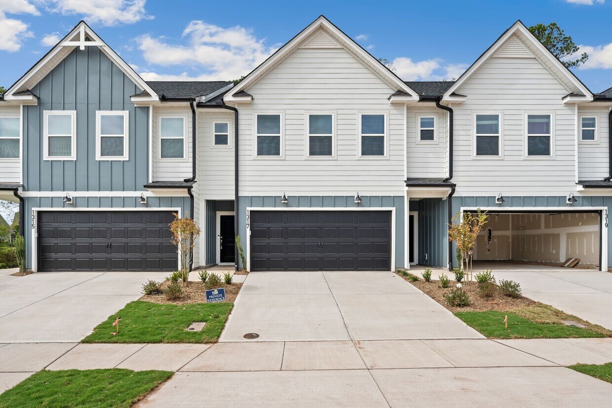 Brand new townhome in Brier Creek: Availab... - Brand new townhome in Brier Creek: Availab...