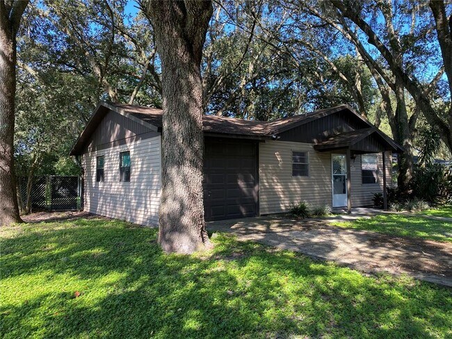 Foto del edificio - 39648 Meadowood Loop