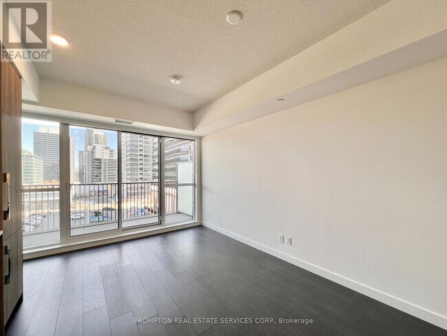 Building Photo - 75 Billes Hts