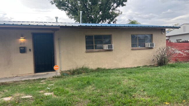 Foto del edificio - 1013 Rancho Rd