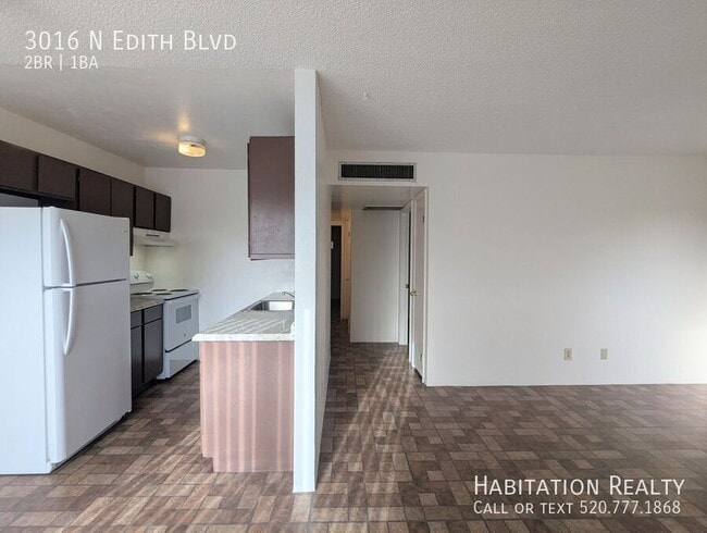 Building Photo - 3016 N Edith Blvd