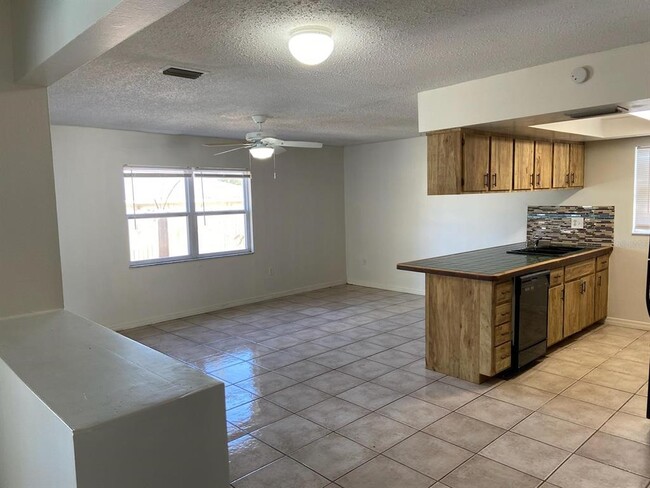 Building Photo - 6429 Langston Ave