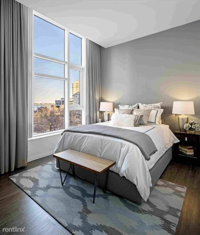 Foto del edificio - 1 br, 1 bath Apartment - 313 Congress St 912