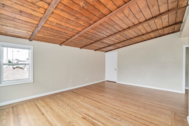Foto del edificio - 479 Stow Ave