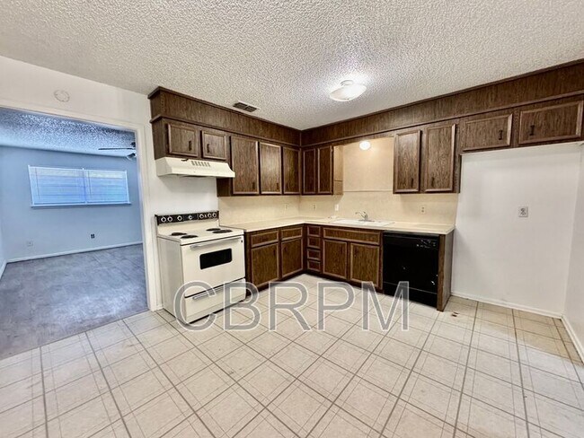 Foto del edificio - 6509 21st St