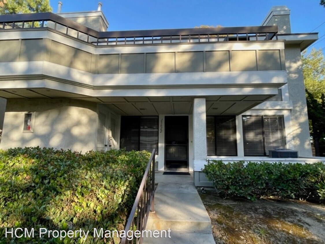 Primary Photo - 2 br, 1.5 bath House - 25622 Mont Pointe U...