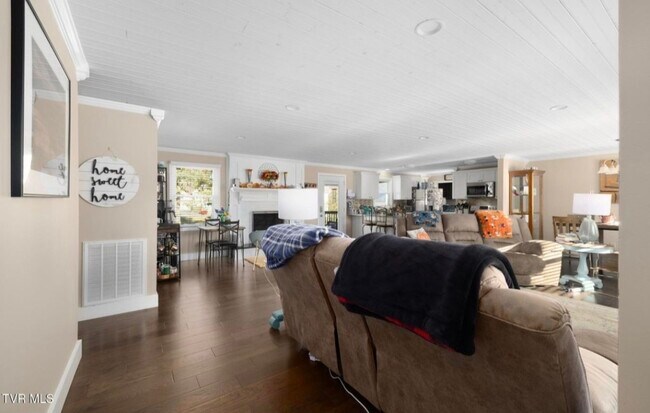 Foto del edificio - 2916 Newbern Dr