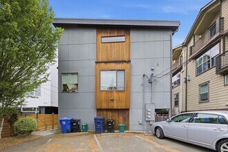 Building Photo - 5950 California Ave SW