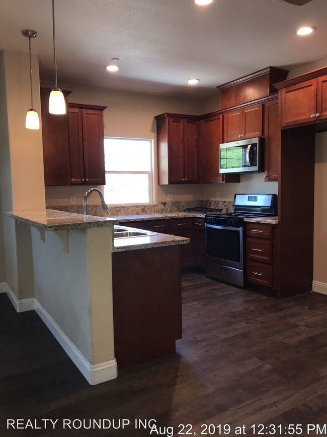 Building Photo - 2 br, 2 bath House - 3646 Rio Linda Blvd